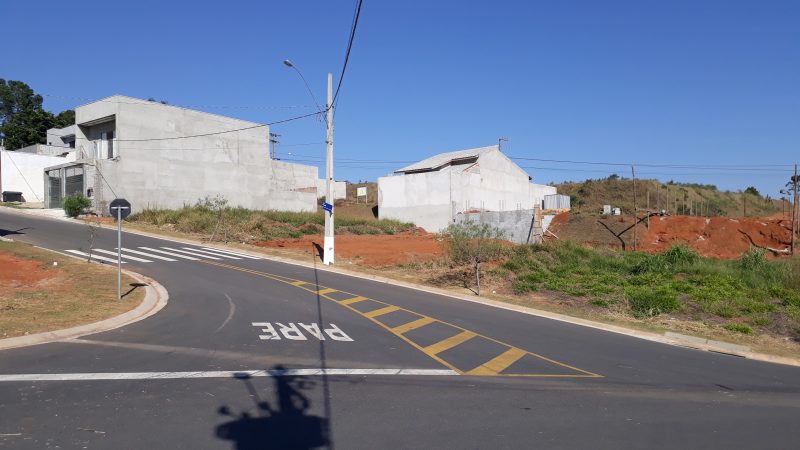 Terrenos à venda em Bragança Paulista SP- Monreale