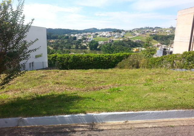 Terreno em Condominio -Residencial Santa Helena III