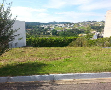 Terreno em Condominio -Residencial Santa Helena III