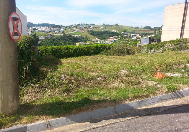 Terreno em Condominio -Residencial Santa Helena III