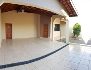 www.imoveisembragancapaulista.com