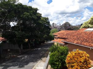 www.imoveisembragancapaulista.com