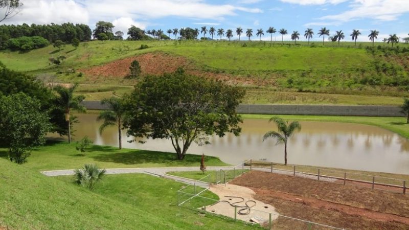 Terrenos à venda em Bragança Paulista SP - Condomínio San Vitale