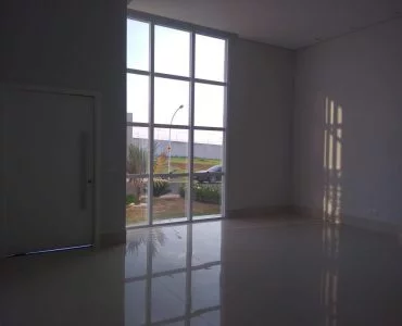 www.imoveisembragancapaulista.com
