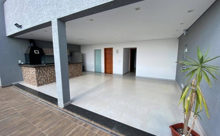 Casa à venda em Bragança Paulista SP - Portal da Serra