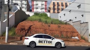 www.imoveisembragancapaulista.com