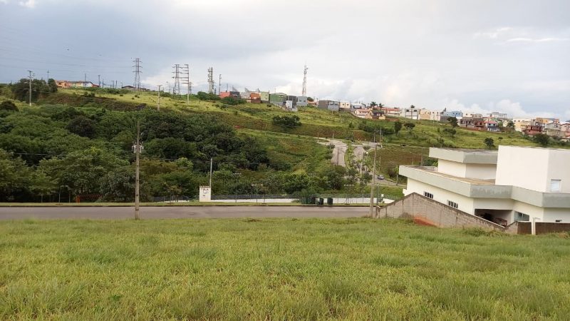Imoveis a venda Condomínio  Villa Real de Bragança - Terreno
