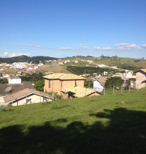 www.imoveisembragancapaulista.com