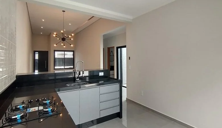 www.imoveisembragancapaulista.com