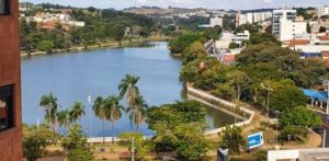 www.imoveisembragancapaulista.com