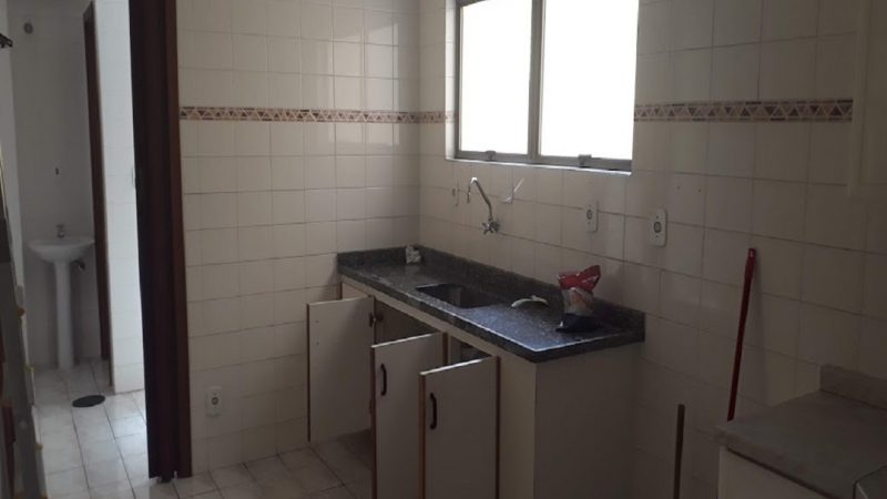 Comprar apartamento pequeno no Centro de Bragança Paulista SP