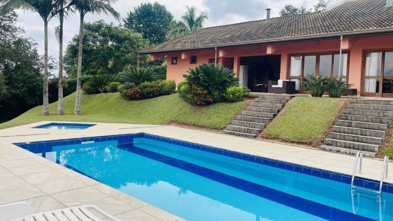 Casa à venda  Condomínio Jardim das Palmeiras em Bragança Paulista