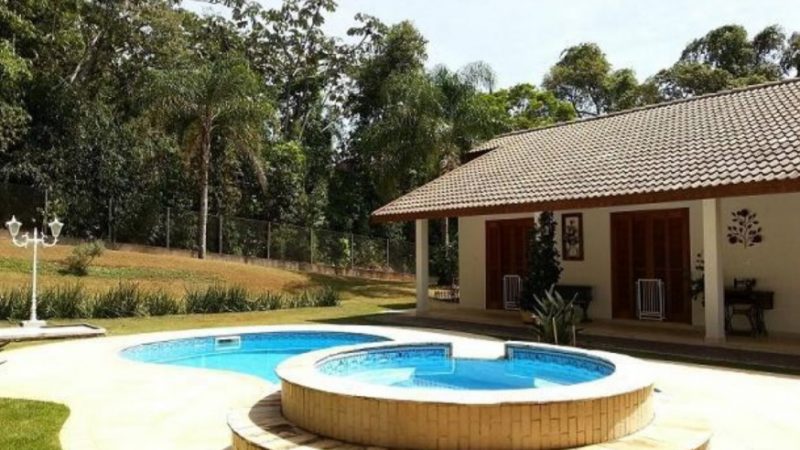 Compre Agora ! | Casa à venda no Condomínio Fechado  Jardim das Palmeiras/23420