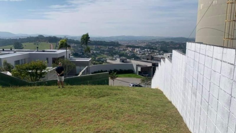 Terreno e casas  à venda no Vale das Águas Bragança Paulista.