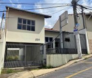 Casa no centro para residencia ou comercio