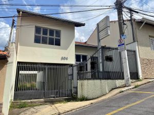 Casa no centro para residencia ou comercio