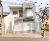 Barracão comercial com residência no Residencial Quinta dos Vinhedos.