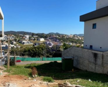 Terrenos à venda no Condomínio Portal Horizonte em Bragança Paulista