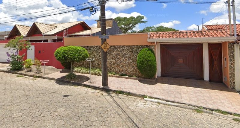 Corretor de imóveis Alexandre Bettoi Bragança Paulista Casa à venda Jardim Santa Rita de Cassia