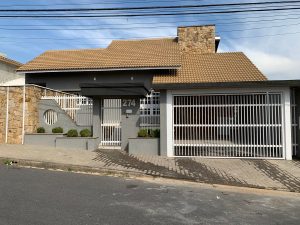 Corretor de imóveis Alexandre Bettoi Bragança Paulista | Casa Grande à venda Jardim do lago