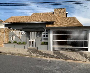 Corretor de imóveis Alexandre Bettoi Bragança Paulista | Casa Grande à venda Jardim do lago