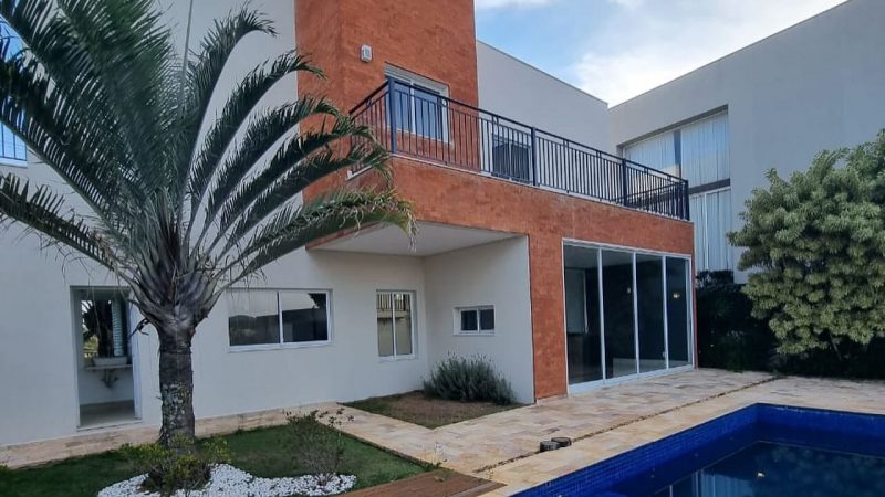 Corretor de imóveis Alexandre Bettoi Bragança Paulista| Casa à venda em Condomínio na zona sul