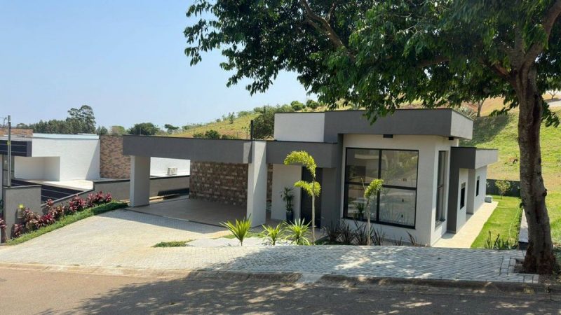 Corretor de imóveis Alexandre Bettoi Bragança Paulista| Casa à venda Condominio Terras de Santa Cruz