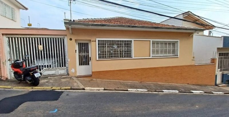 Corretor de imóveis Alexandre Bettoi Bragança Paulista | Casa à venda no Centro