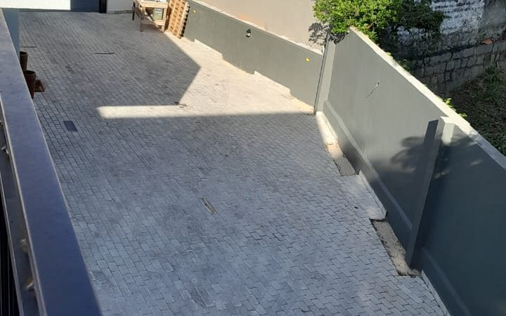 Corretor de Imóveis | Casas Condomínio Ravena