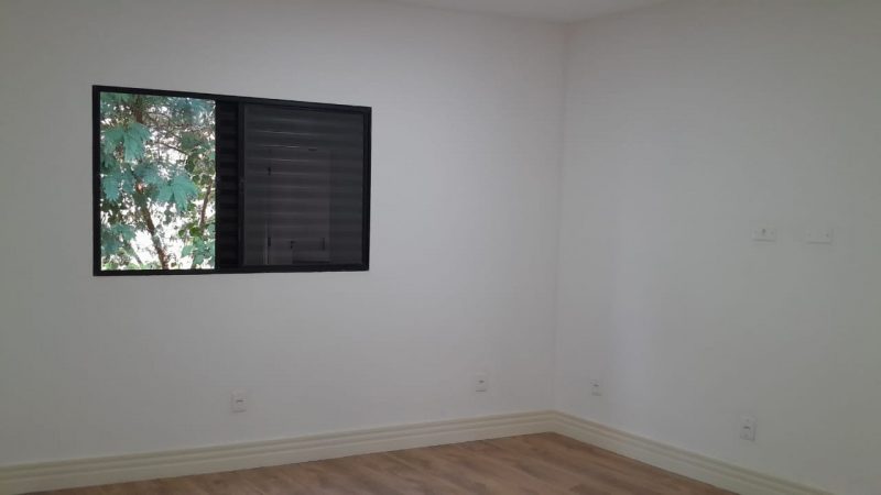 Corretor de Imóveis | Casas Condomínio Ravena