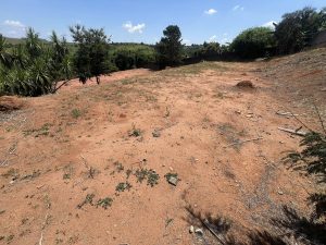 Terreno à venda de 2175 m2 Bosque das Pedras