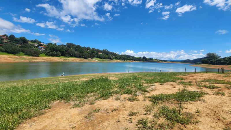 Terreno de 154mil m2 na represa de Piracaia