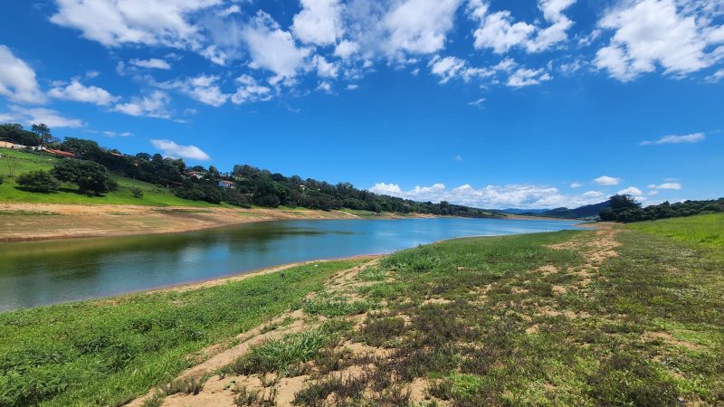 Terreno de 154mil m2 na represa de Piracaia
