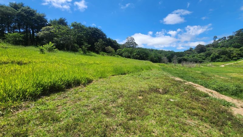Terreno de 154mil m2 na represa de Piracaia