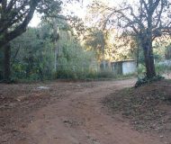 Terreno em Condomínio Fechado em Vargem – Topografia Excelente | Pronto para Construir