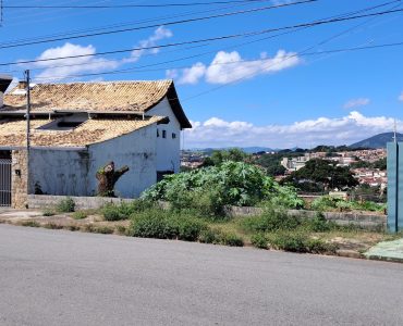 Terreno leve declive à venda no Jardim Bela Vista Bragança Paulista