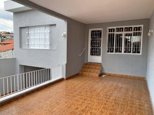 Casa à venda na Vila Aparecida em Bragança Paulista . Oportunidade !!