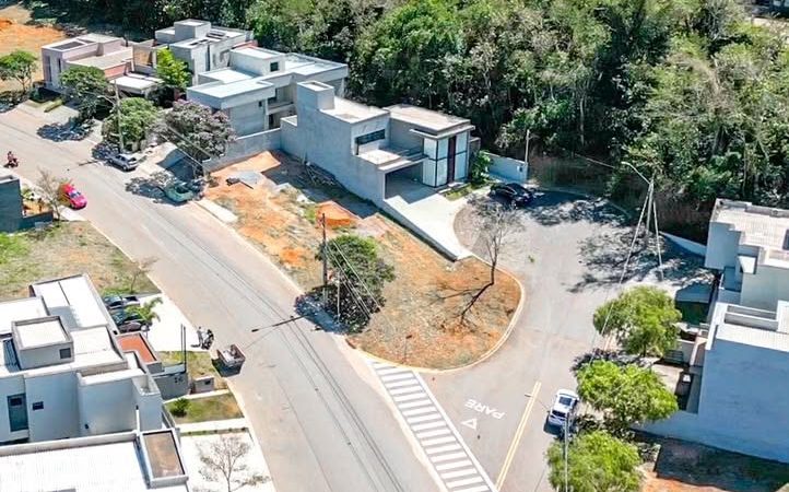 Terreno à venda Condominio Euroville 2