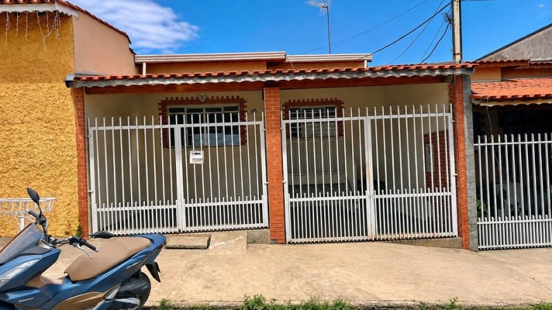 🏡 VENDE-SE CASA TÉRREA NA VILA MOTA – BRAGANÇA PAULISTA!